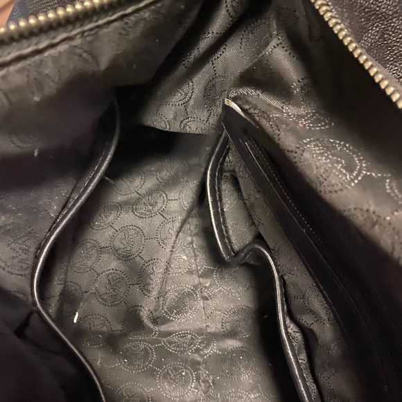 Handbag - Picture 8 of 10